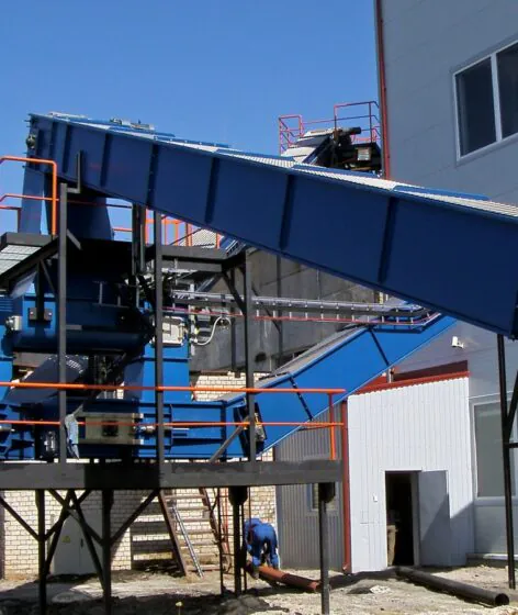 biomass scraper conveyor